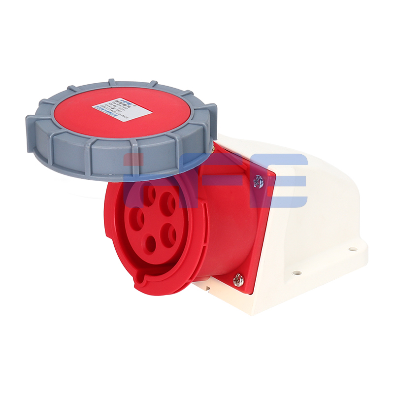 1252 IP67 32A 5P