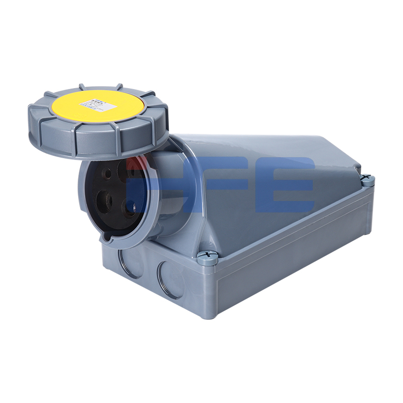 1432-4 IP67 125A 3P
