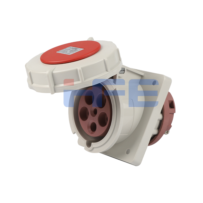 4352 IP67 63A 5P